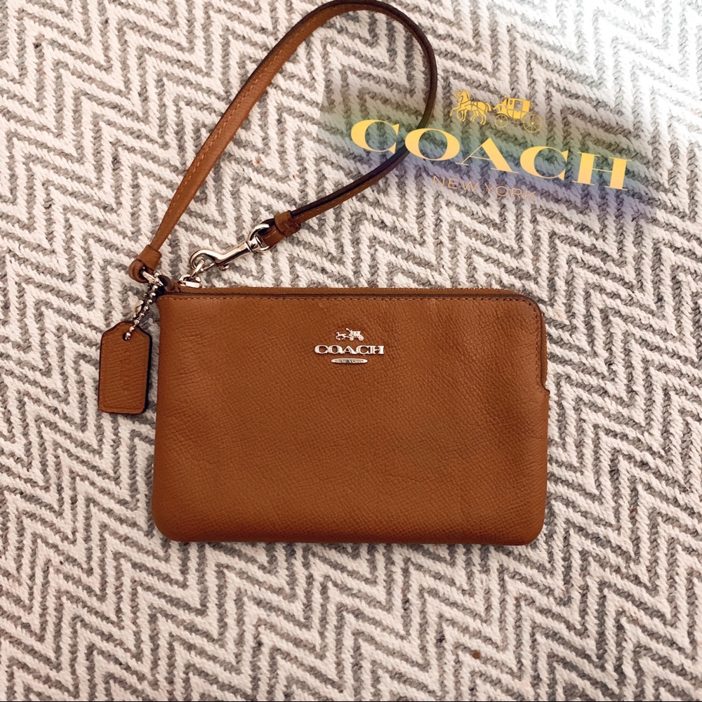 SOLD* Coach Leather Wristlet